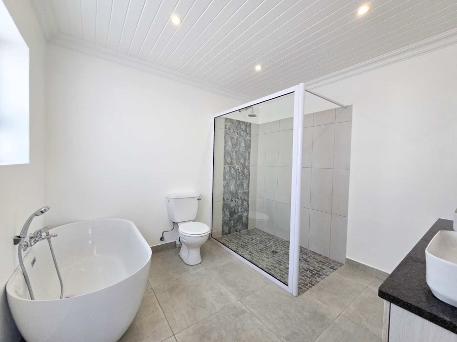 3 Bedroom Property for Sale in Stilbaai Wes Western Cape